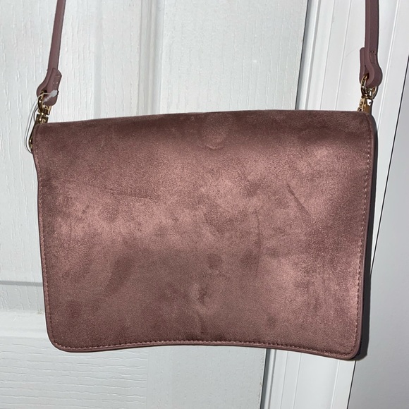 Brand new bag. Can be used as a satchel or clutch - Picture 2 of 6